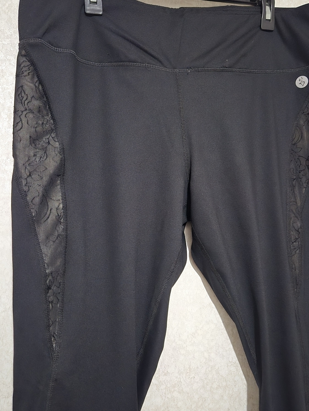 torrid Black Active Leggings with Floral Printed ...size:3 - Picture 5 of 13